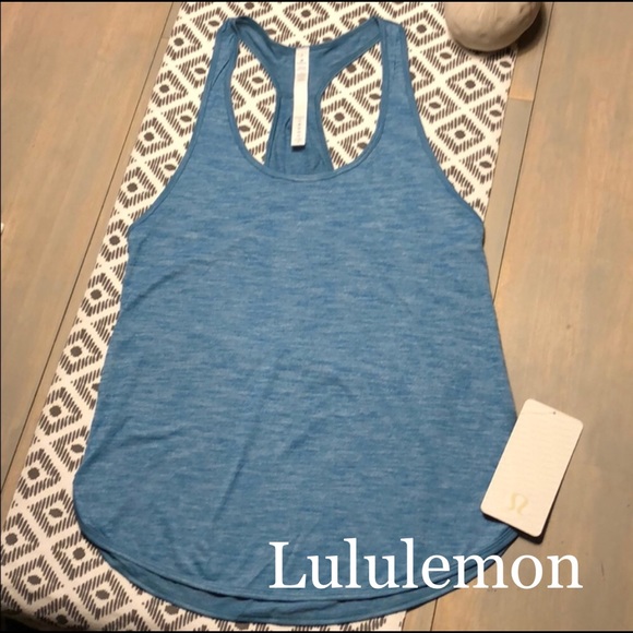 lululemon athletica Tops - Lululemon Singlet 105 Top - NWT - size 4🆕